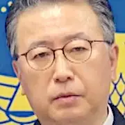 Lee Yoon-Sang