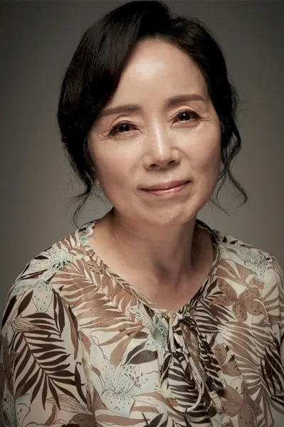 Kim Min Kyung (1960)
