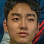 Aniversário cantado Yoo-Bin.webp