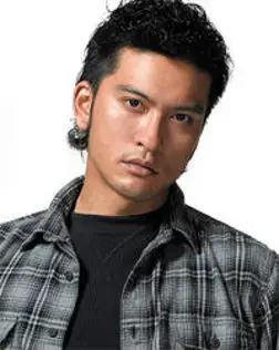 Tomoya Nagase
