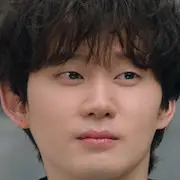 Record di Youth-Kwon Soo-Hyun.webp