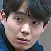 Glitch-Ryoo Kyung Soo.webp