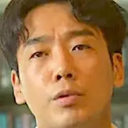 Glitch-Kim Nam-Hee.webp