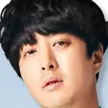 Super papà Yul-Lee Dong-Gun.webp