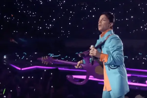 Prince Fashion: 23 roupas escandalosas ao longo dos anos (foto)