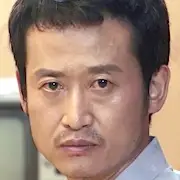 Il grande spettacolo-Yoo Seung-Mok.webp