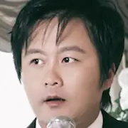 Sozinho no Amor-Kong Hyung-Jin.webp