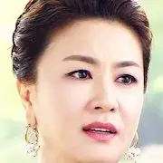 Scandale de Cheongdamdong-Kim Hye-Sun.webp