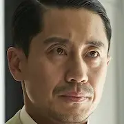 Exreme Job-Shin Ha-Kyun.webp