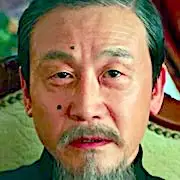 M. Sunshine-Kim dans Woo.webp