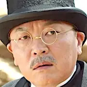 M. Sunshine-Kim Eui Sung.webp