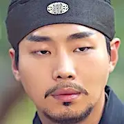 El afecto del rey-Kim-Taek.webp