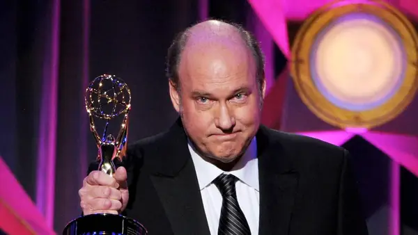 Bill Geddie, o ponto de vista, morreu aos 68