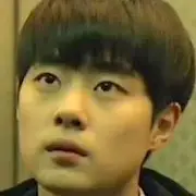 Ele é psicométrico-Joe Byeong-Gyu.webp