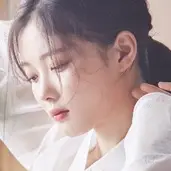 L'amour au clair de lune - Kim You-Jung1.webp