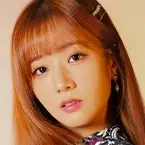 Por favor, no salgas con él-Yoon Bo-Mi.webp