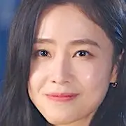 Universidade de Polícia-Hong Soo Hyun.webp