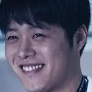 Prêtre (drame coréen)-Jang Jung-Yeon.webp