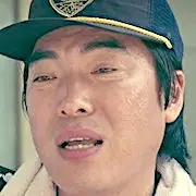 L'infirmière scolaire Files-Sung Nak-Kyung.webp