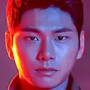 Luna Roja Sol Azul-Lee Yi-Kyung.webp