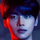 Luna Roja Sol Azul-Cha Hak-Yeon.webp