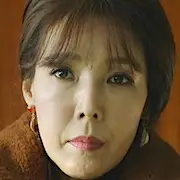 Mi extraño héroe-Jeon Su-Kyeong.webp