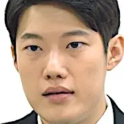 Mau e Louco-Shin Joo-Hwan.webp
