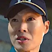 Mau e Louco-Eom Ji-Man.webp