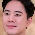 Do Do Sol Sol La La Sol-Moon Tae-Yoo.webp