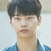 EM. Perfeito-Cha Hak-Yeon1.webp