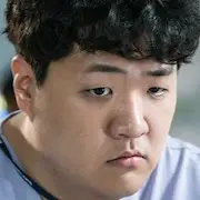 Cirurgiões Cardíacos-Nam Tae-Boo.webp