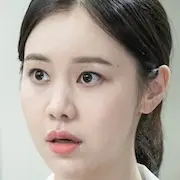 Cirurgiões Cardíacos-Kim Ye-Won.webp