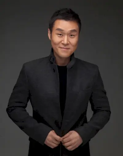 Yoon Kyung-Ho (1980)