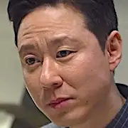 Außerschulisch-Kim Young-Pil.webp