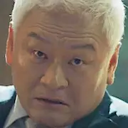 Jefe de Gabinete-Ko In-Beom.webp