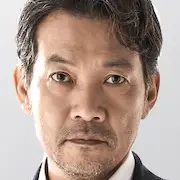 Ayudante-KD-Jung Jin-Young.webp