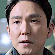 Lignée-Jung Dong-Geun.webp