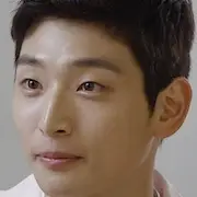 Laissez-moi la présenter-Jinwoon.webp