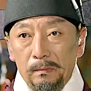 Agente secreto real-Yum Dong-Hun.webp