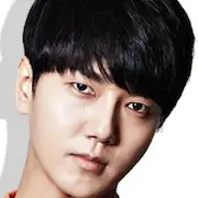 Awl (dramma coreano)-Yesung.webp