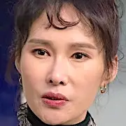 Donc ça n'en vaut pas la peine-Baek Joo Hee.webp