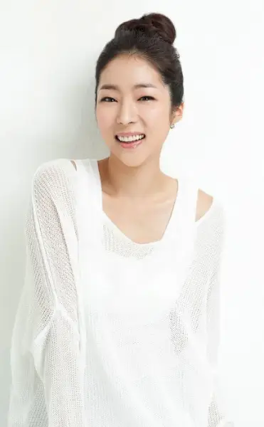 Shin Yoo-Joo