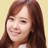 Cinco suficientes, así que Yu-Jin.webp