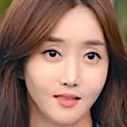 Bom elenco-Kang Ro-Chae.webp