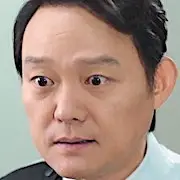 Bom elenco-Nam Sung-Jin.webp