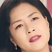 Bom elenco-Lee Se-Rang.webp