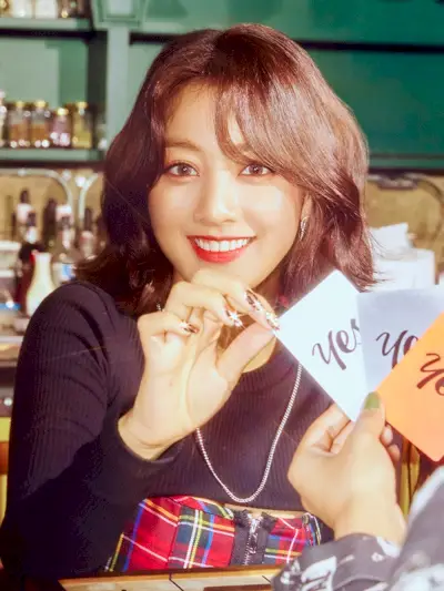 Jihyo (DEUX FOIS)