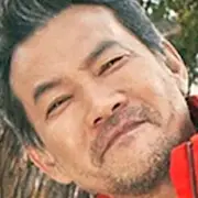 Ma famille inconnue-Jung Jin-Young.webp