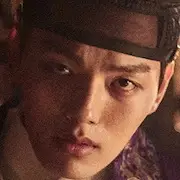 Le clown couronné-Yeo Jin-Goo1.webp