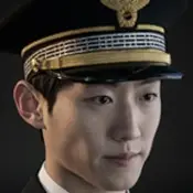 Enfants d'un Dieu inférieur-Yeon Jae-Hyeong.webp